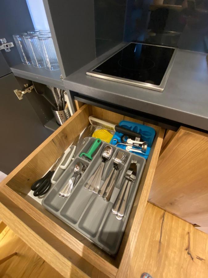 Tesla 8 Lägenhet